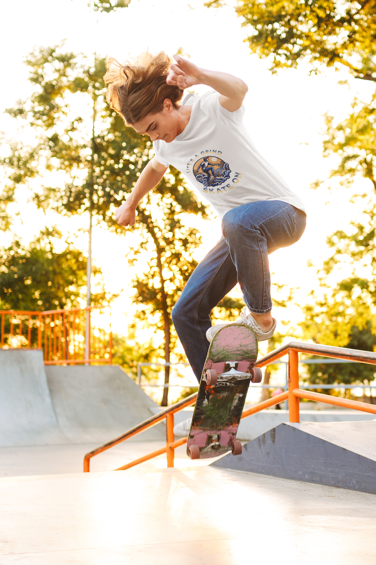 Life's a Grind Skate On - Unisex Softstyle T-Shirt